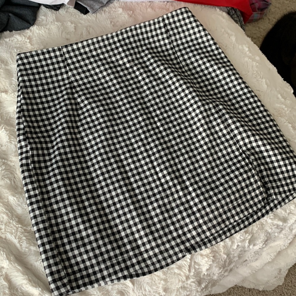black and white checkered mini skirt